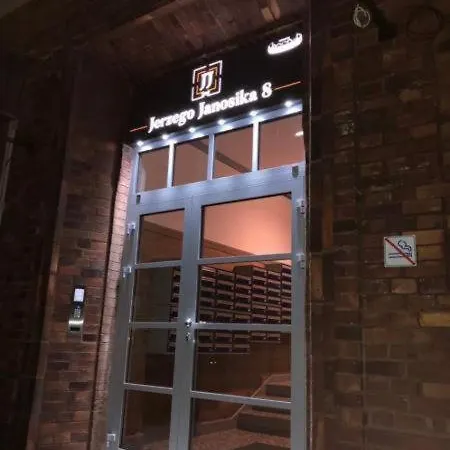 800 No.1 Centrum Apartmán